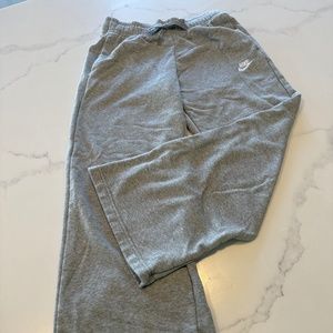 Nike Wide-Leg Sweatpants